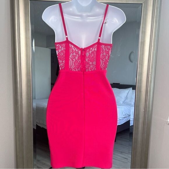 Women's Sexy Fashion Sleeveless Lace Hot Pink Size S. - Picture 5 of 11